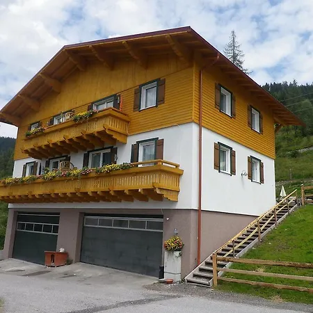 Bio-hof Moslehen.2 Eben Im Pongau